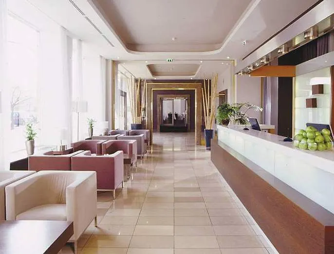 Adrema Hotel Берлин