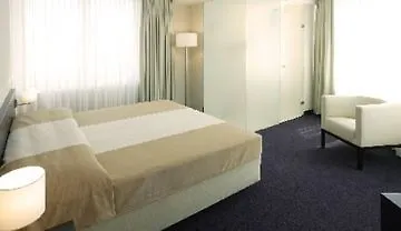 Adrema Hotel Berlin 4*,