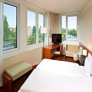 Adrema Hotel Berlin